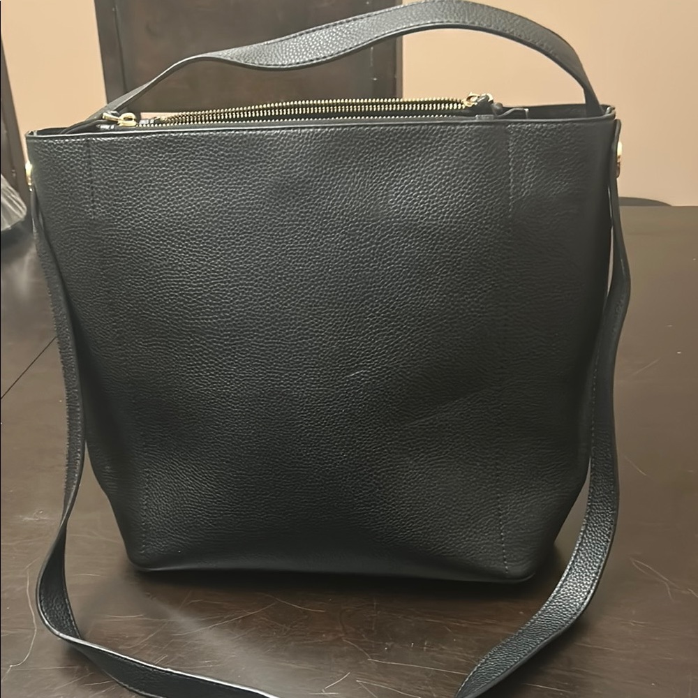 Moda Luxe Elegant Black Leather Tote Bag